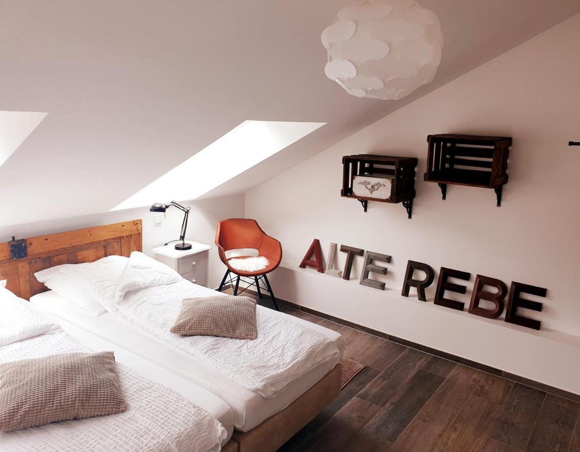 Zur Alten Rebe Ferienhaus Und Weingut Konz Zewnętrze zdjęcie