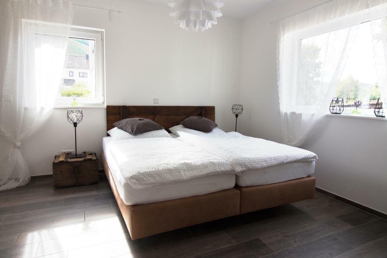 Zur Alten Rebe Ferienhaus Und Weingut Konz Zewnętrze zdjęcie