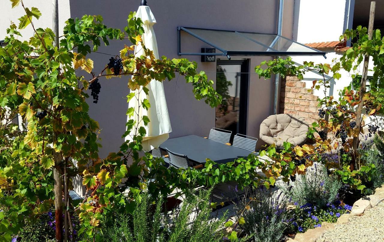 Zur Alten Rebe Ferienhaus Und Weingut Konz Zewnętrze zdjęcie